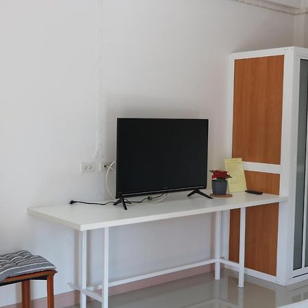 Prinya House ปริญญา เฮ้าส์ Aparthotel Ban Huai Kapi Exteriör bild