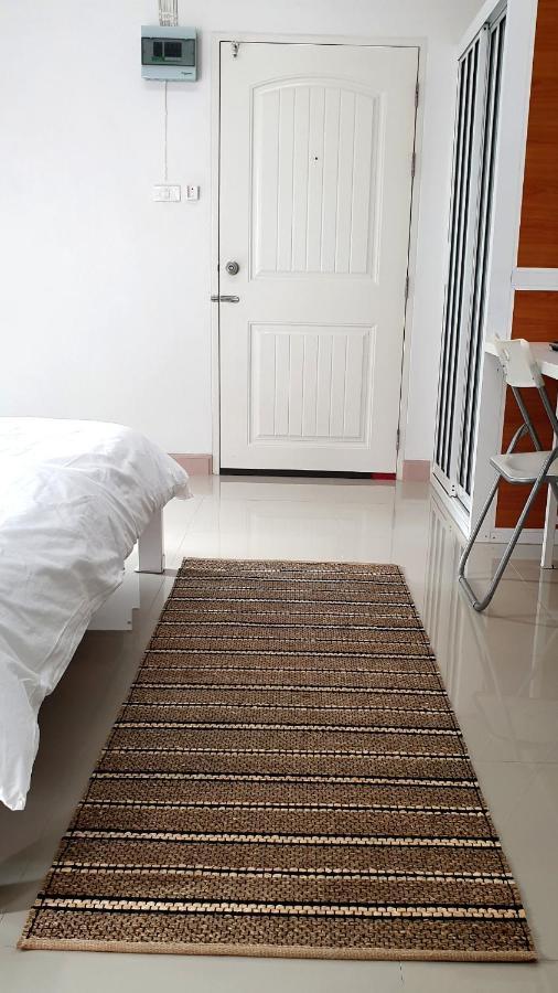 Prinya House ปริญญา เฮ้าส์ Aparthotel Ban Huai Kapi Exteriör bild