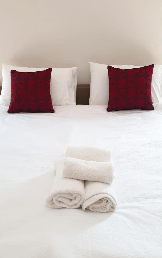 Prinya House ปริญญา เฮ้าส์ Aparthotel Ban Huai Kapi Exteriör bild